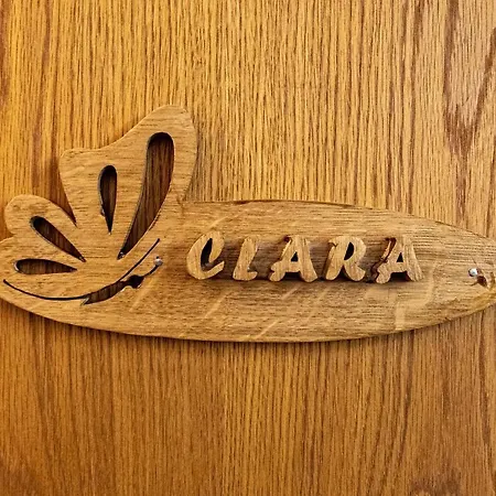 Clara's